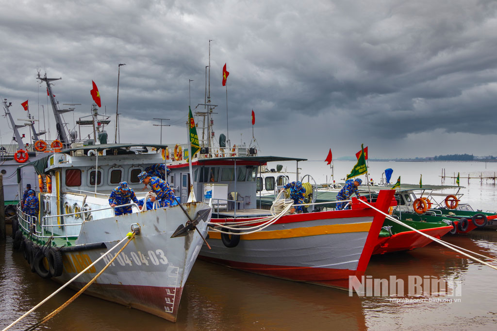Công điện của Thủ tướng Chính phủ về tập trung ứng phó, khắc phục hậu quả bão số 10