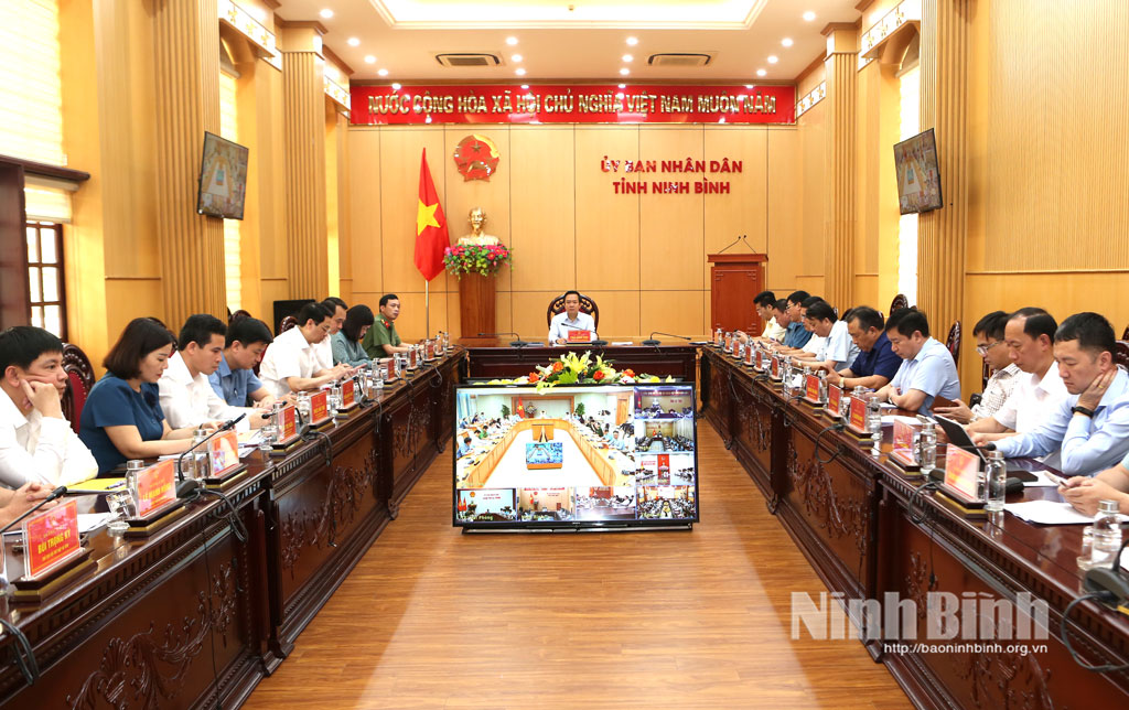 Triển khai đồng bộ, toàn diện các giải pháp ứng phó siêu bão số 9